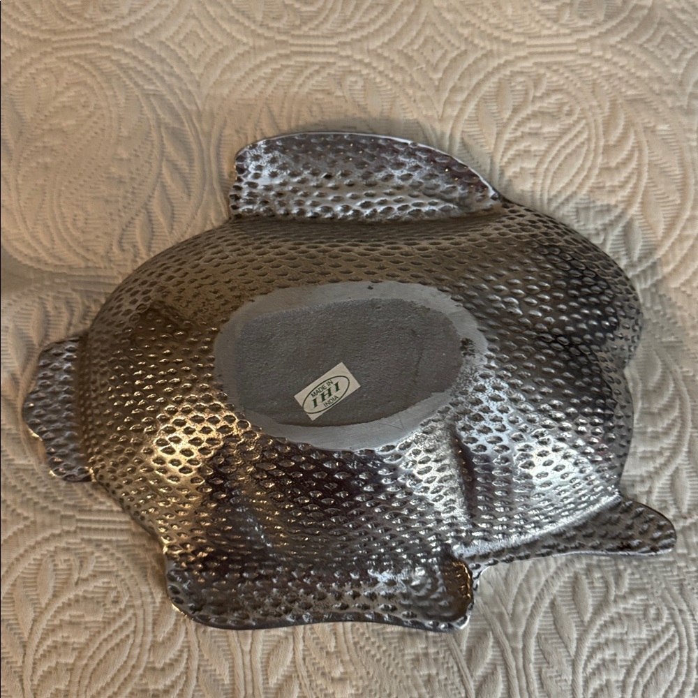 Silver Rabbit-Shaped Dish - Picture 2 of 3